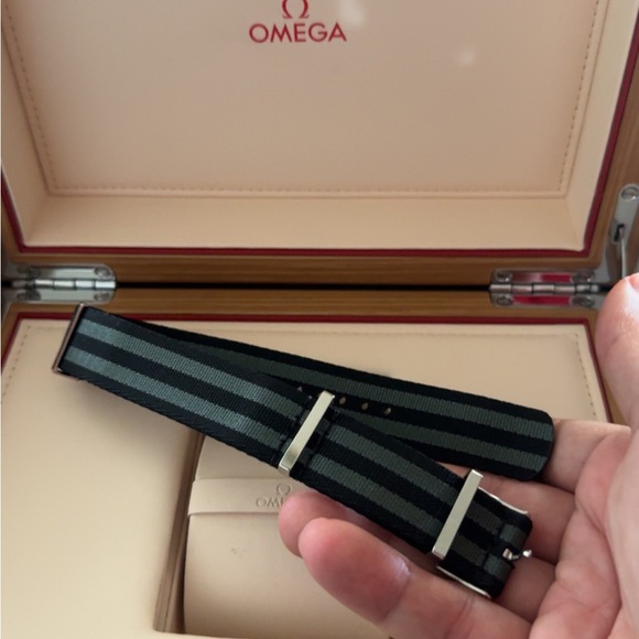 OMEGA WATCH STRAP - Picture 5 of 6